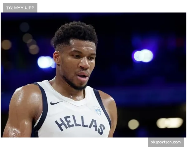 字母哥首节爆发：4投全中斩获12分5篮板表现亮眼